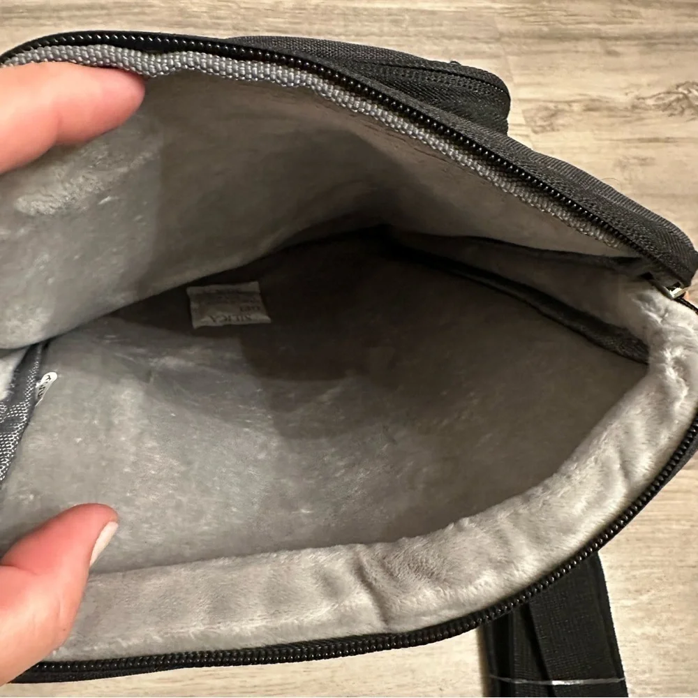 MOSISO 360 Protective Laptop Shoulder Bag Black